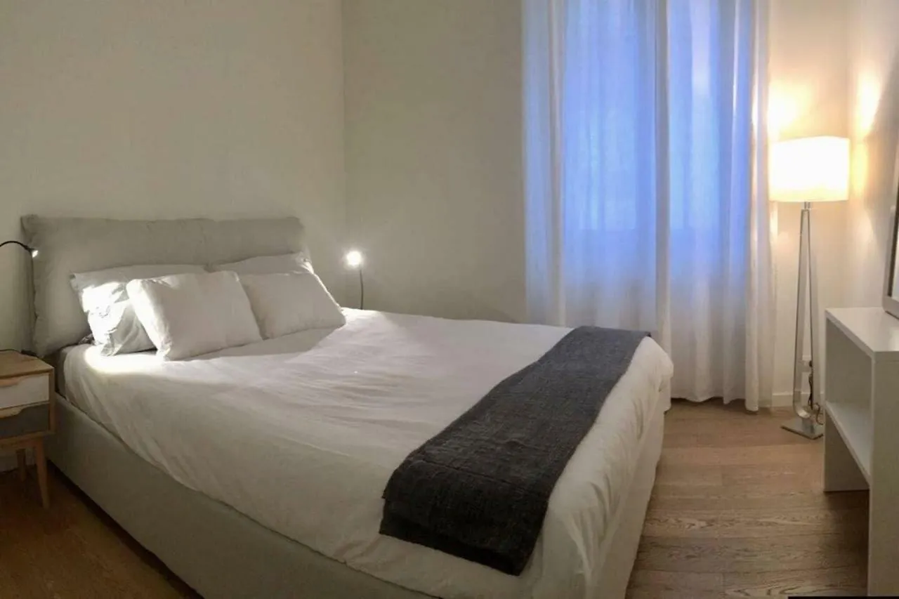 Joivy 1Br Apt In Isola With Stunning View To Bosco Verticale Milan