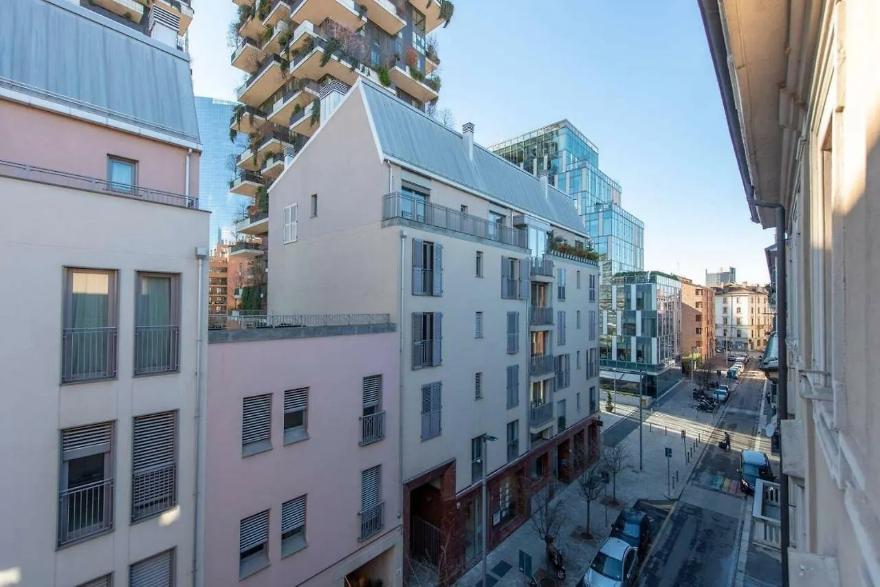 Joivy 1Br Apt In Isola With Stunning View To Bosco Verticale Milan Apartment
